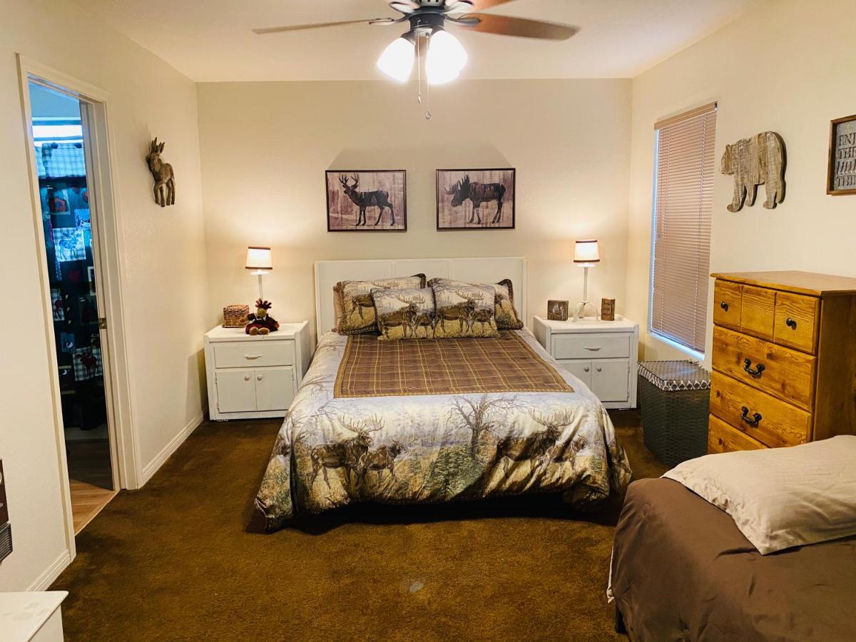 Your Home Away From Home! باينتوب ليكسايد المظهر الخارجي الصورة
