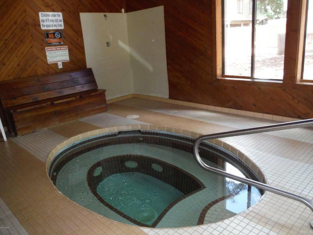 Your Home Away From Home! باينتوب ليكسايد المظهر الخارجي الصورة