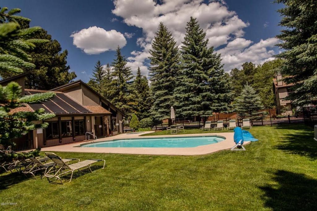 Your Home Away From Home! باينتوب ليكسايد المظهر الخارجي الصورة